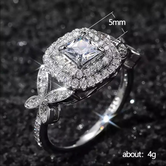 New Women’s 925 Silver Flower Butterfly Diamond Ring - Picture 5 of 6